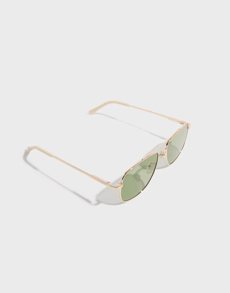 Le Specs Gold Charmer Sunglasses THE CLASSIC AVIATOR ☀️ ///  main image 2