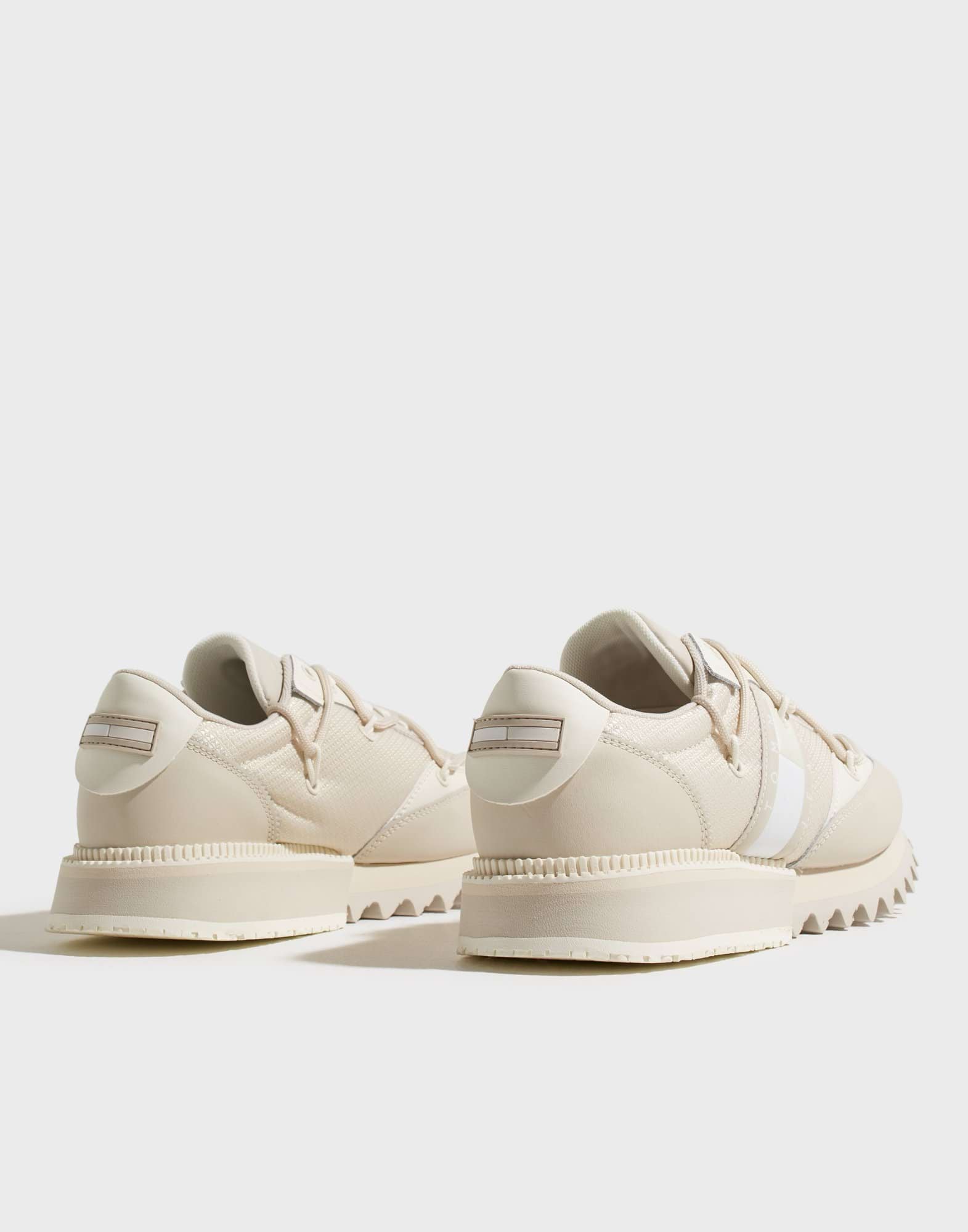 high cleated tommy jeans sneaker