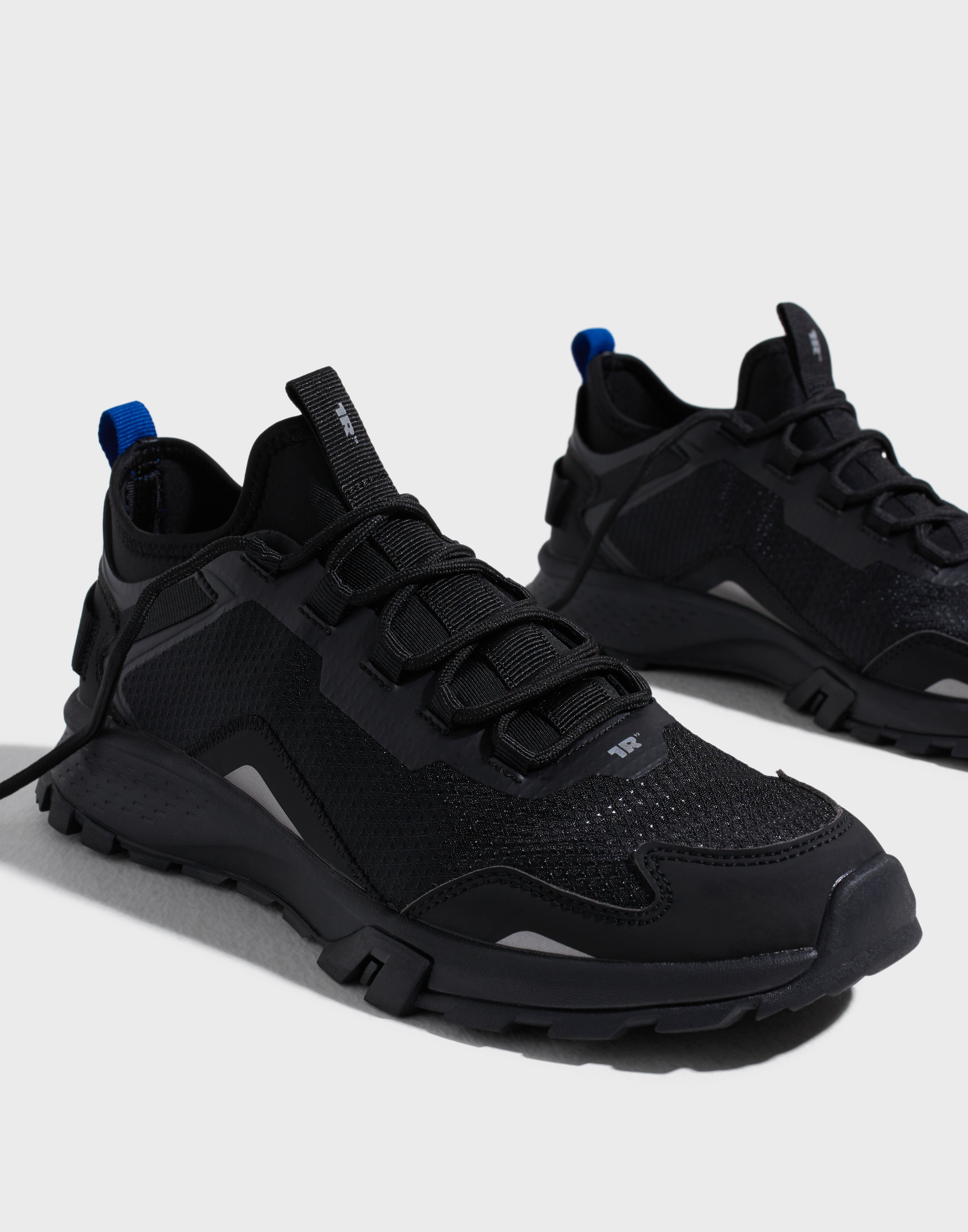 Buy GARMENT PROJECT TR-12 Trail Runner - Black | NLYMAN