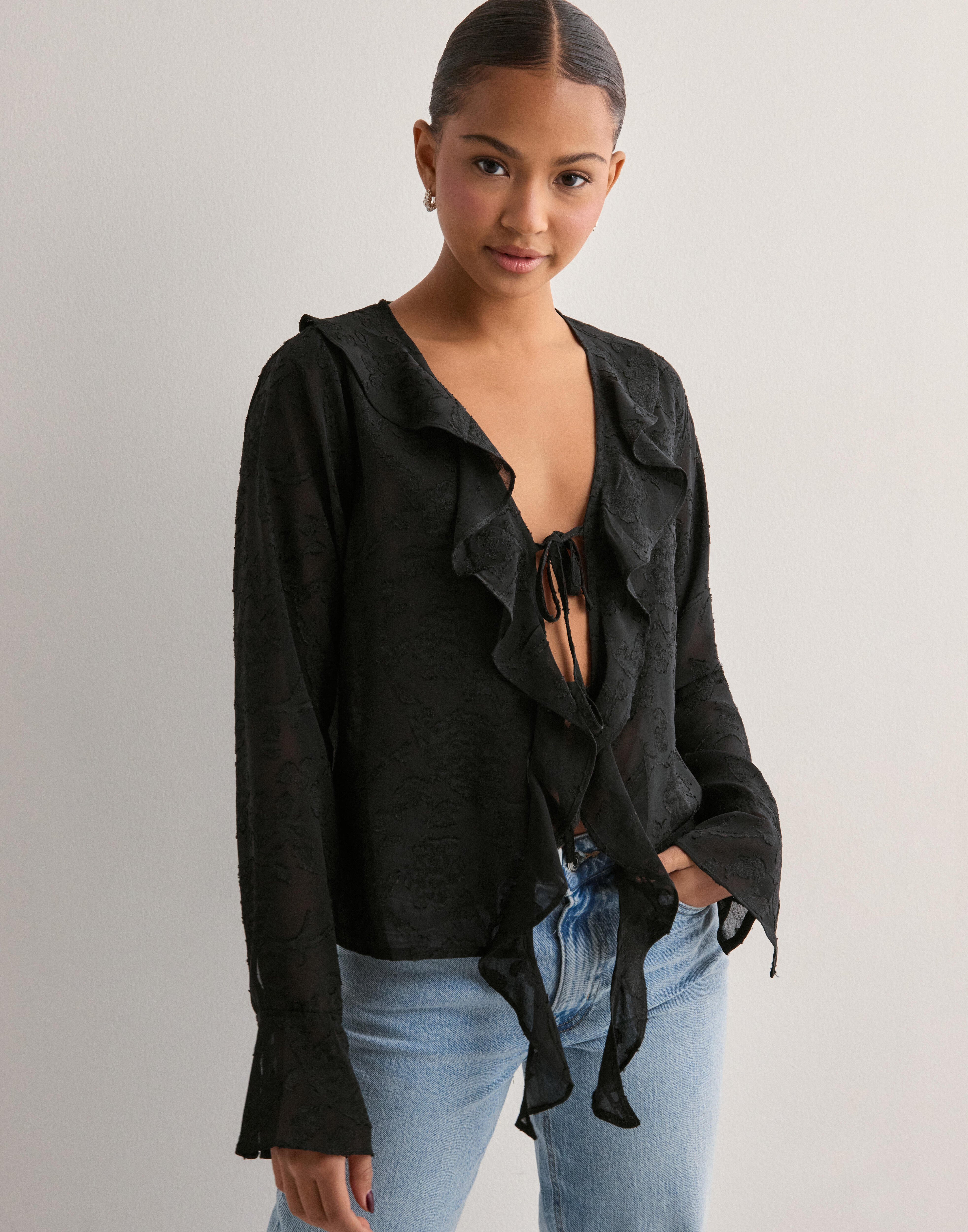 Anika Burnout Blouse Black