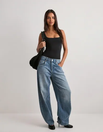 Nelly Built In Bralette Square Body toppar dam – bild 2
