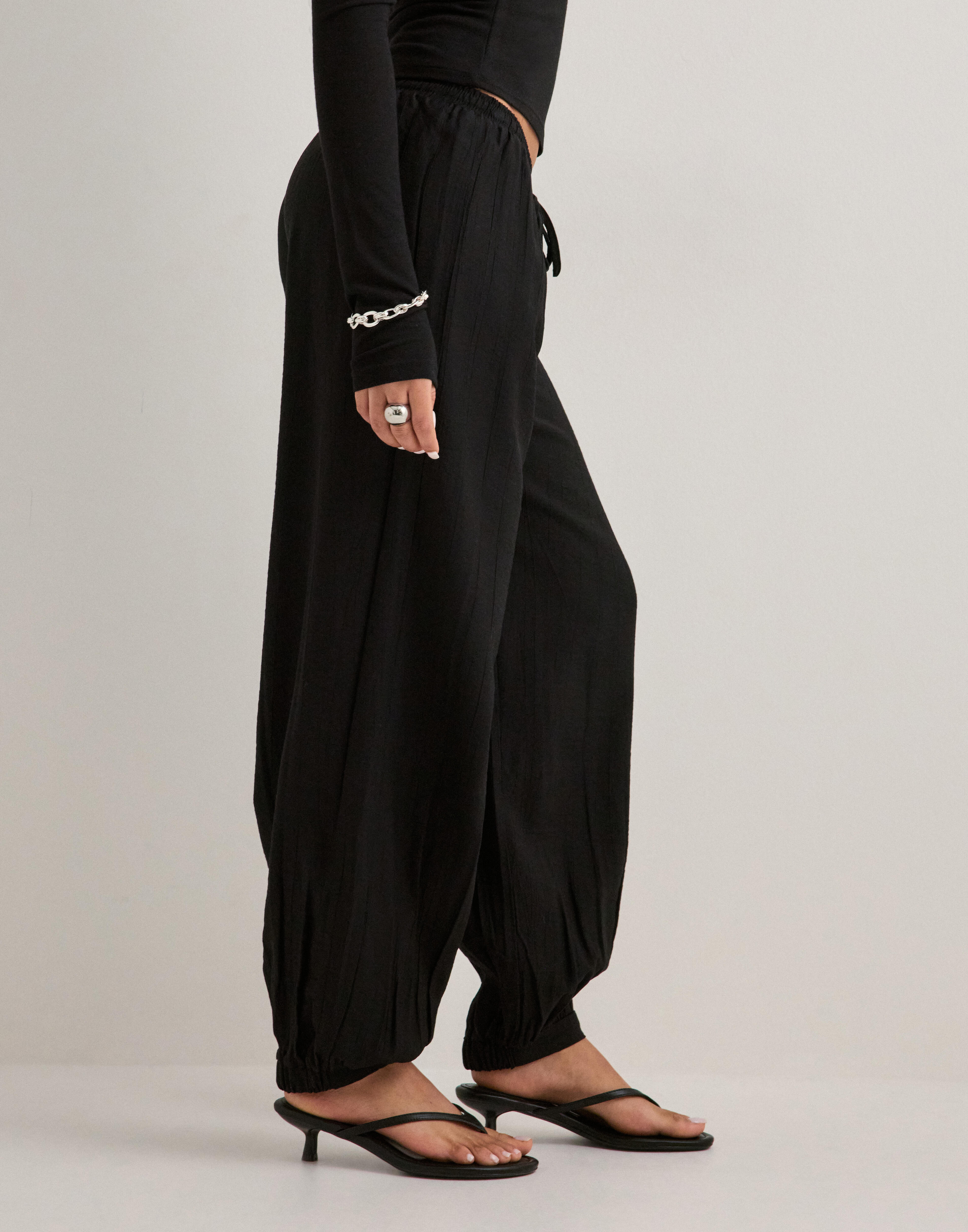 Buy Nelly Soft Puff Pants - Black | Nelly.com
