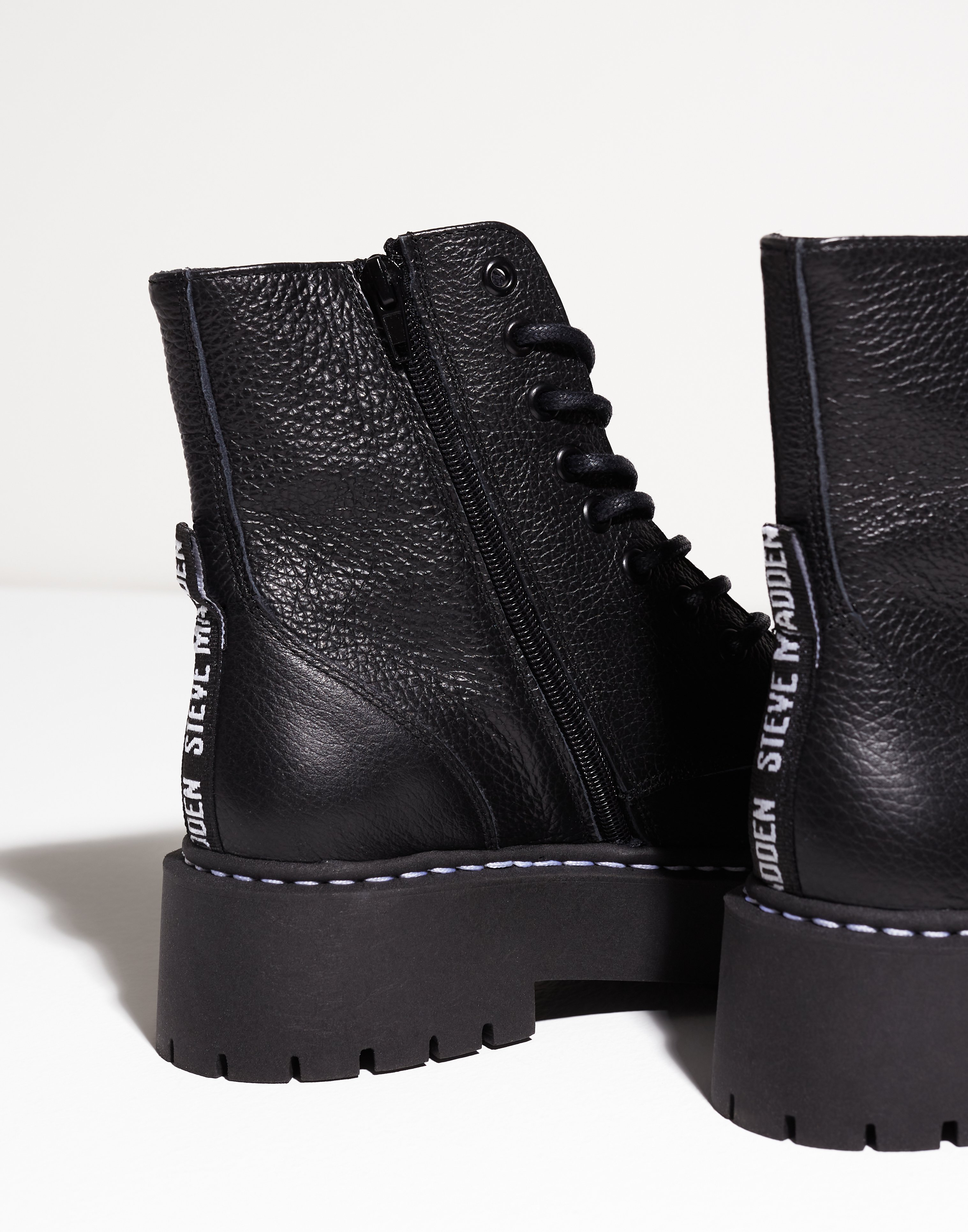 【STEVE MADDEN】SKYLAR BOOTIE ショートブーツ Skylar BLACK LEATHER – Steve Madden Europe