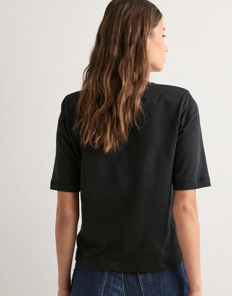 Nelly Powerful Shoulder Tee t-shirts dam – bild 3