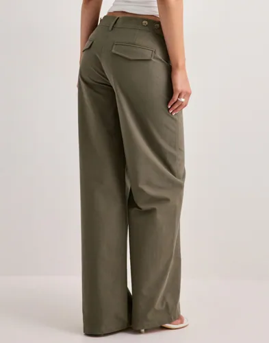 Cargo Strap Pants