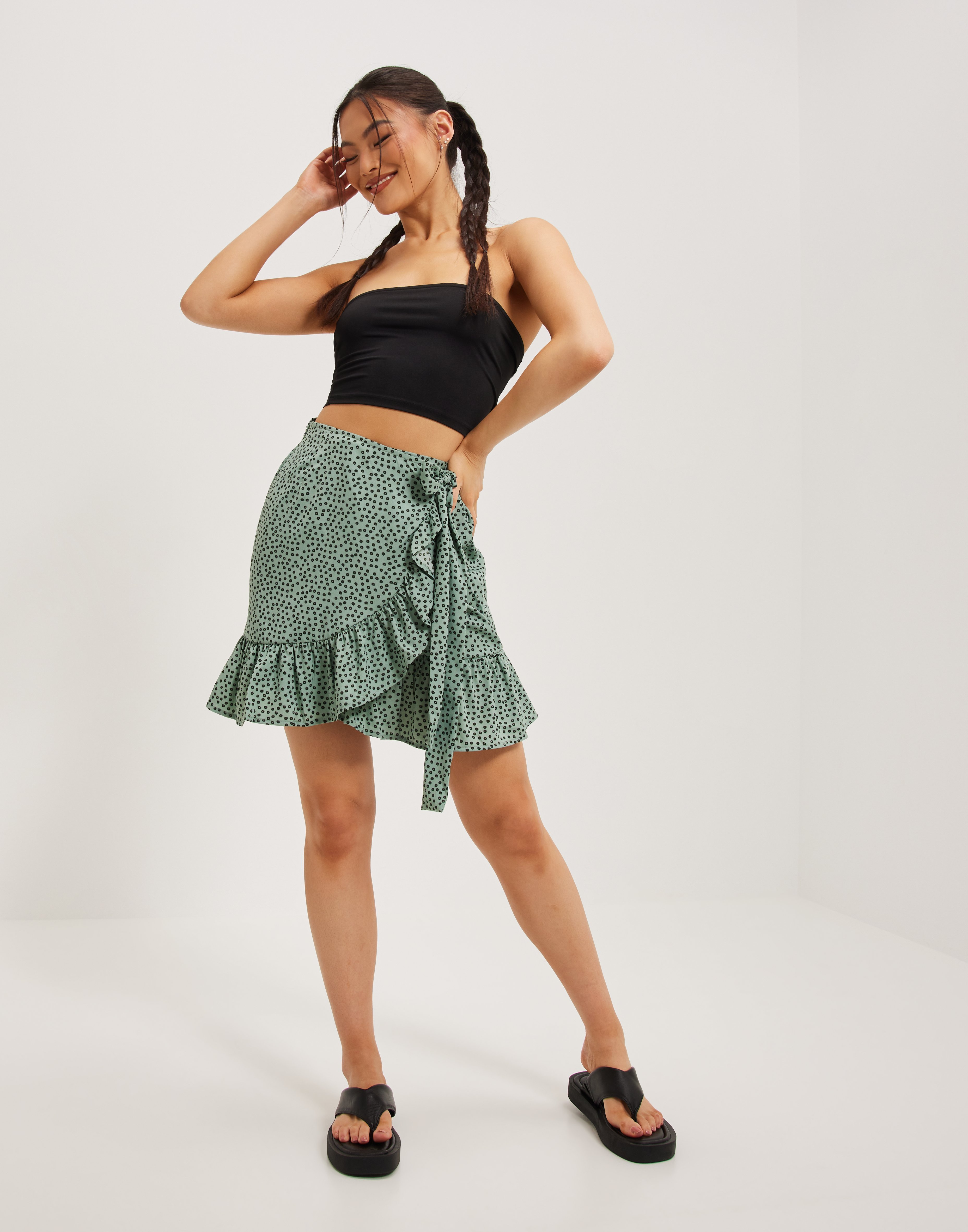 Buy Only ONLOLIVIA WRAP SKIRT WVN NOOS - Chinois Green Black Spot
