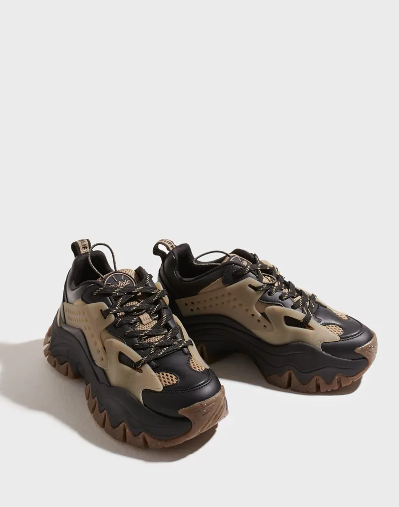 Buy Buffalo TRAIL ONE - VEGAN NAPPA/MESH - Black | Nelly.com