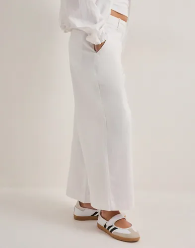 VERO MODA Awvana Mw Wide Ankle Pant Noos cargobyxor dam – bild 3