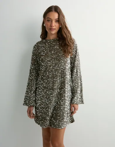 Pieces - Sølv - Pckam Ls Deep Back Bow Dress Jrs No