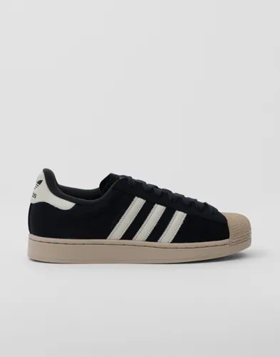 Svart Adidas Originals Superstar II låg sneaker med skaltå