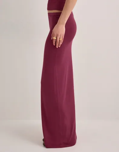 Nelly Perfect Low Waist Maxi Skirt maxikjolar dam – bild 3
