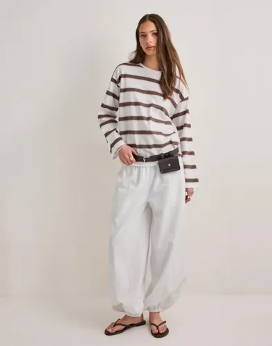 PIECES Pcmila Ls Loose Tee Jrs Noos Bc blusar dam – bild 2