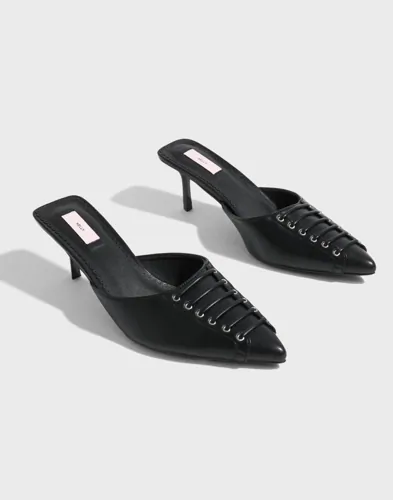 Nelly - Sort - Pointy Lacing Mule