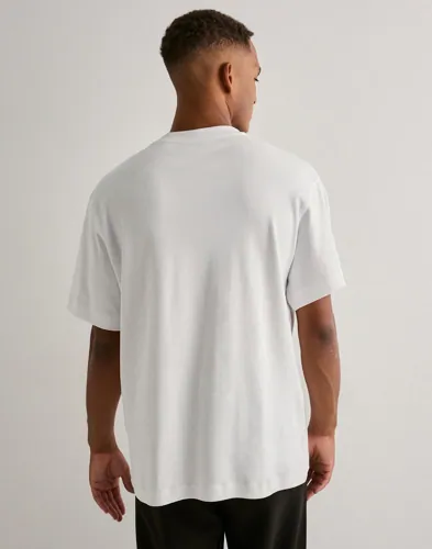 JACK & JONES Jjeurban Edge Tee Ss O-Neck Noos T-Shirts & Linnen t-shirts - bas herr – bild 2