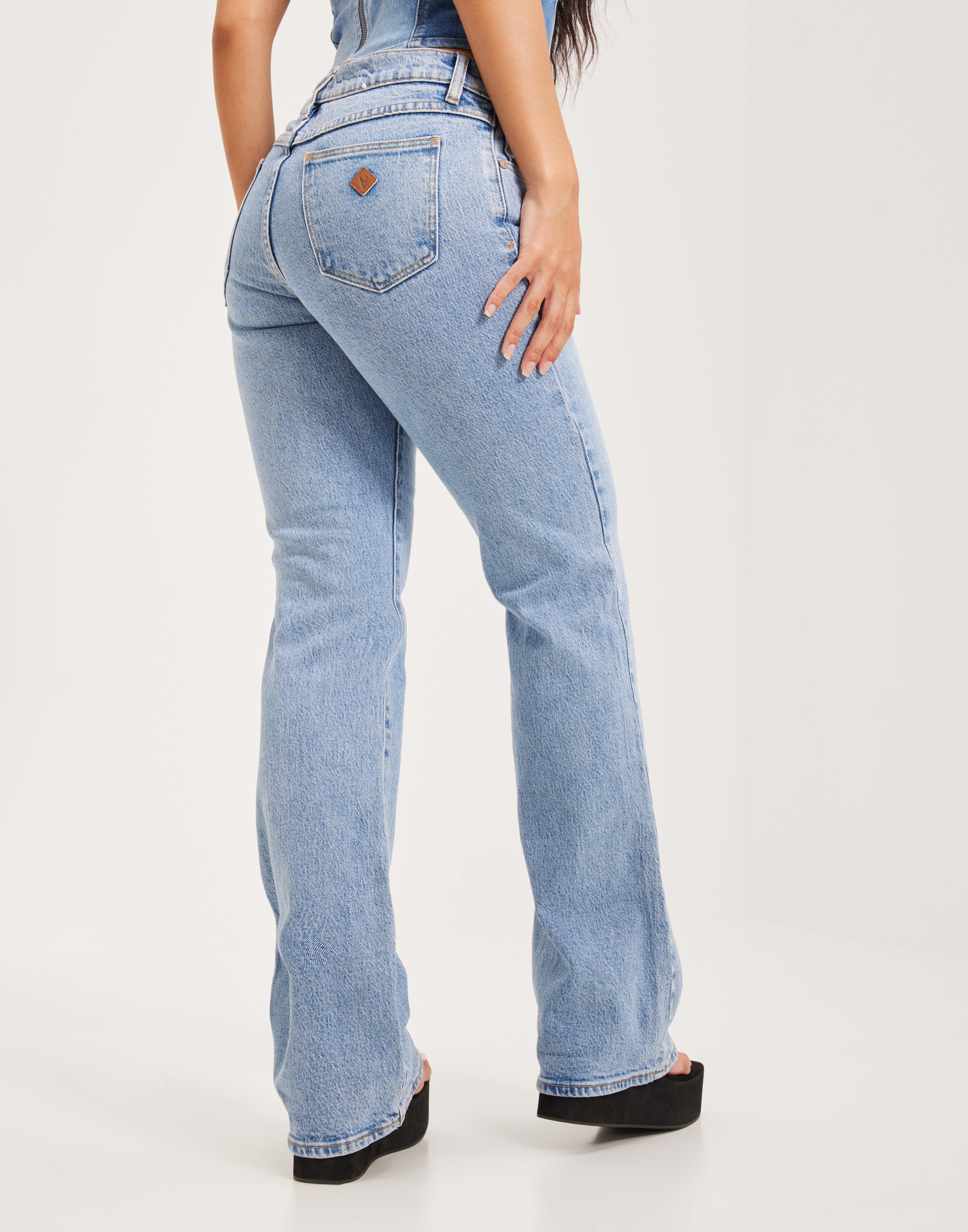 Free People best ABRAND Ariane Low Rise Boot Cut 90s Trendy Jeans