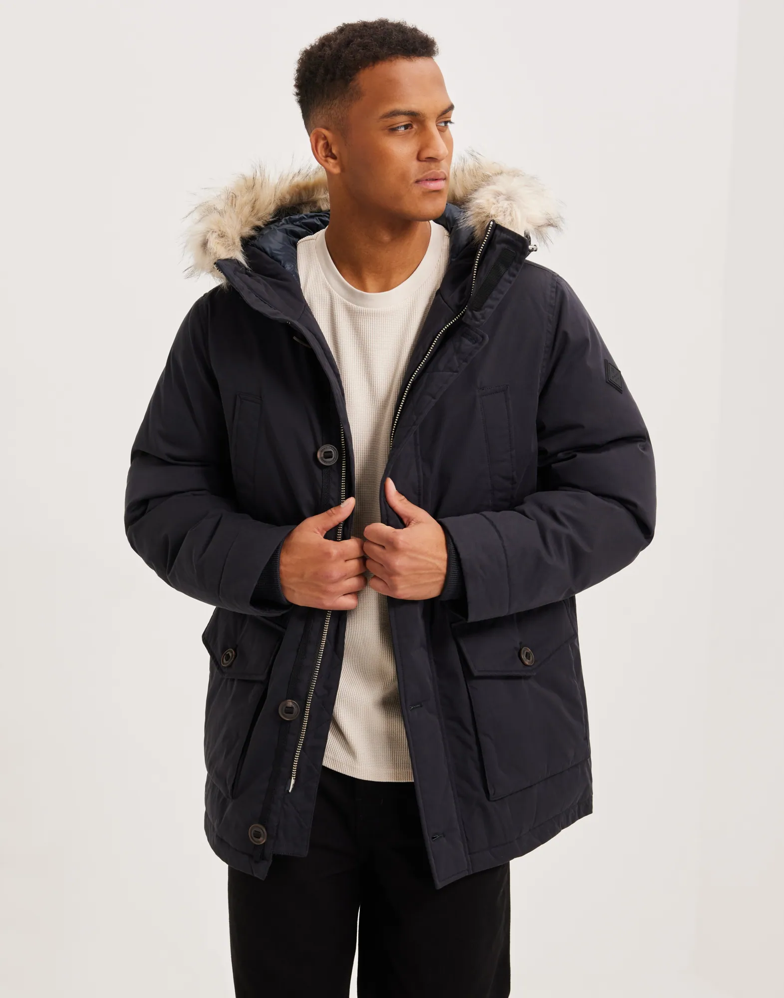 D2. WINTER PARKA