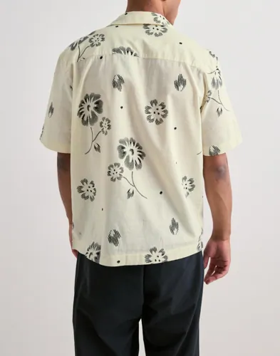 ONLY & SONS Onsluke Rlx Resort Aop Ss Shirt Kortärmade skjortor herr – bild 5