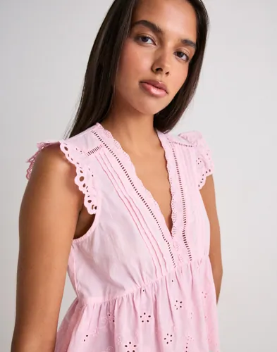 Nelly Embroidered Flounce Blouse blusar dam – bild 2