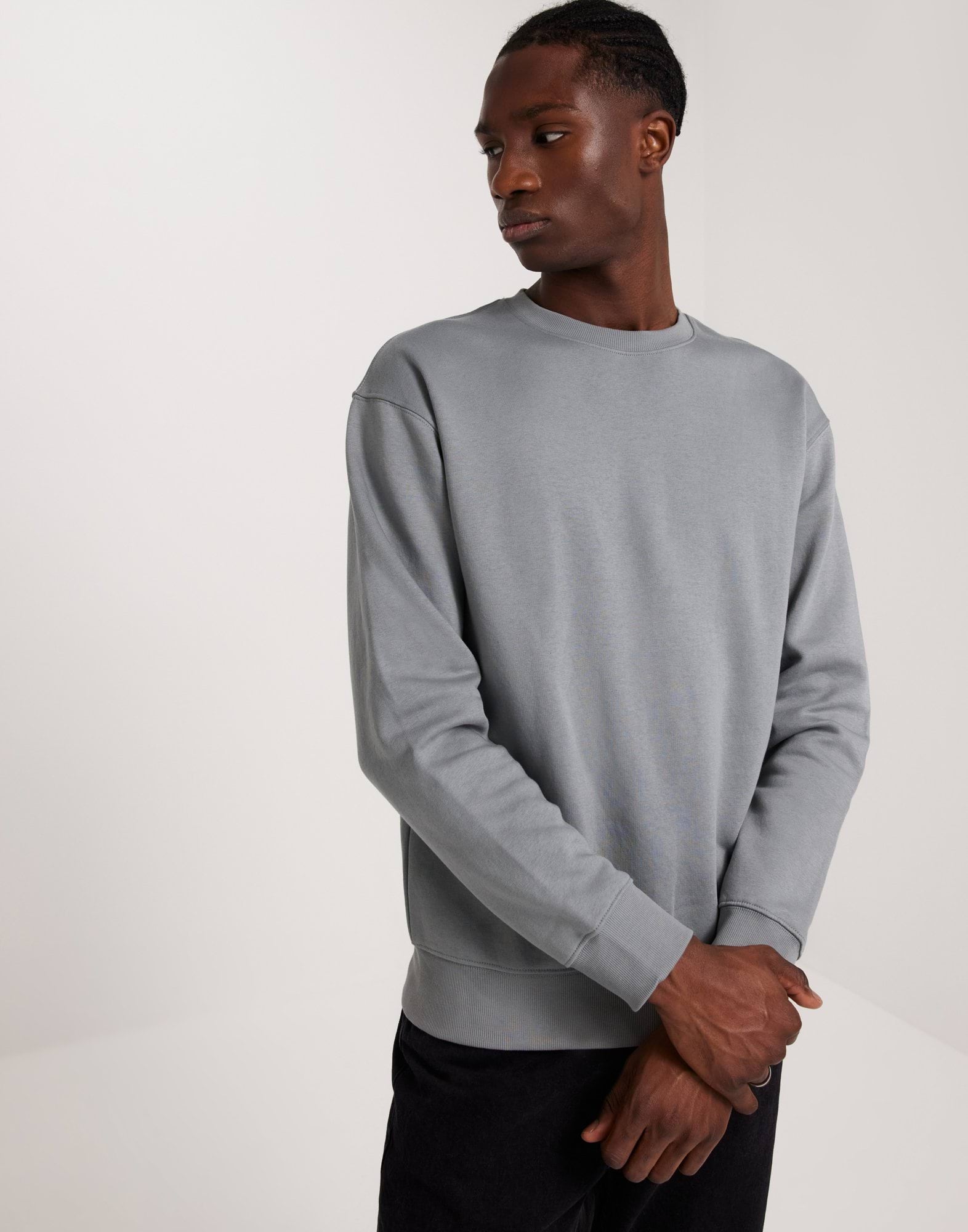 JJESTAR BASIC SWEAT CREW NECK NOOS