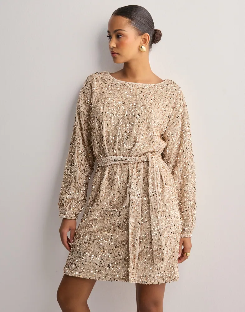 Buy Vero Moda VMBELLA LS BOATNECK SHORT DRESS JRS - GD8V | Nelly.com