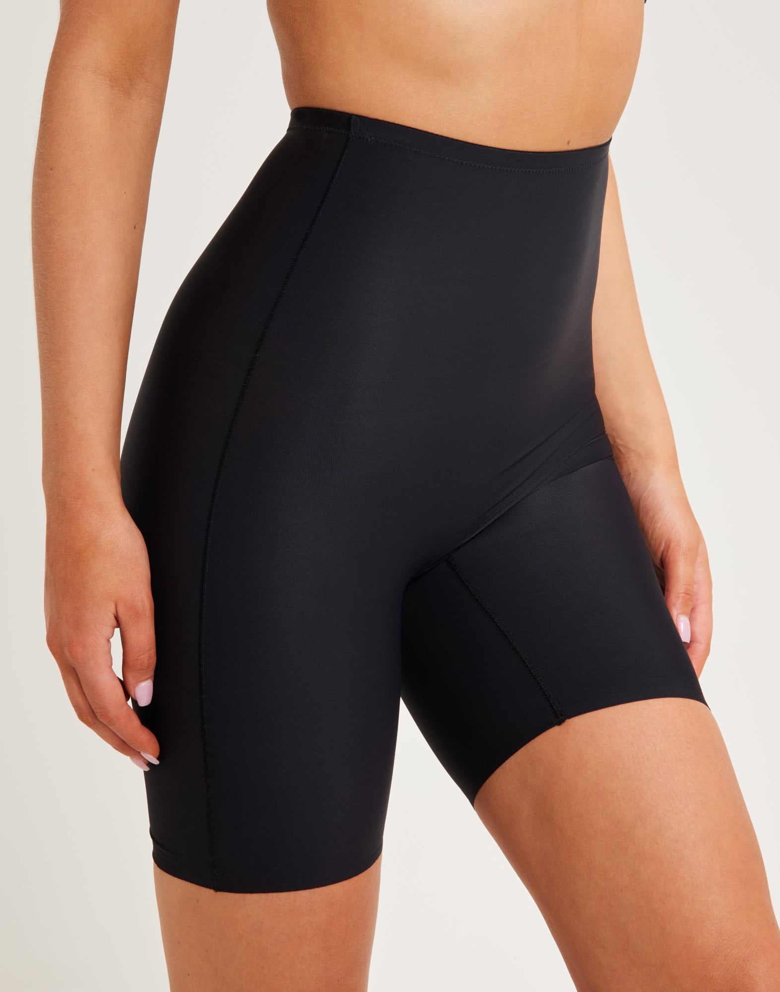 Sculpting High Waist Short