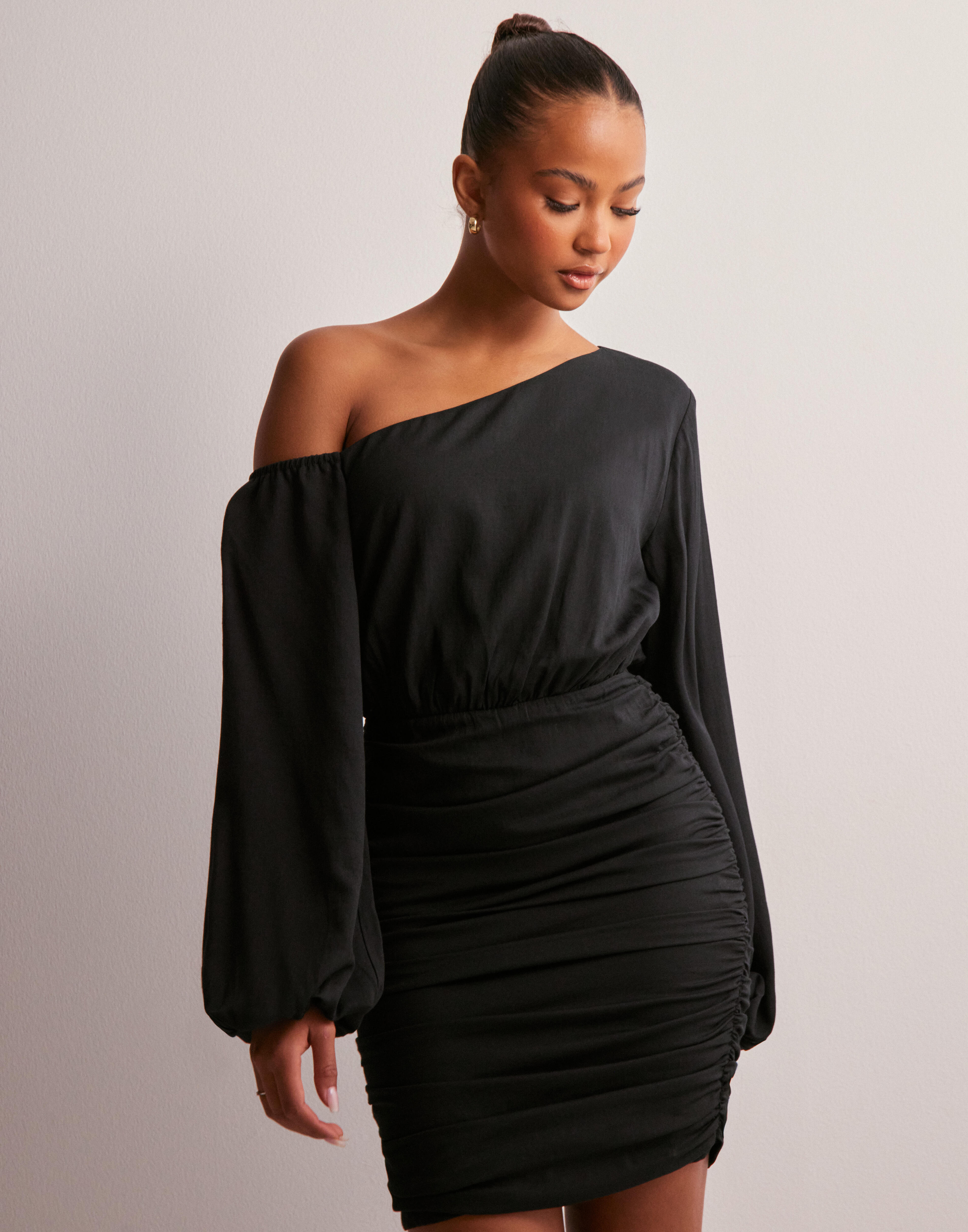 Nelly one shoulder dress hotsell