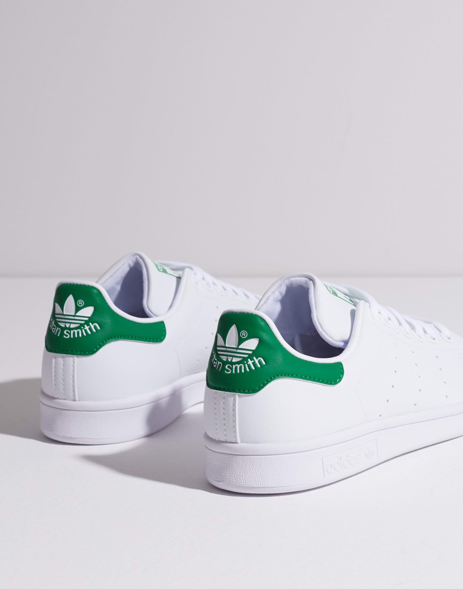 STAN SMITH