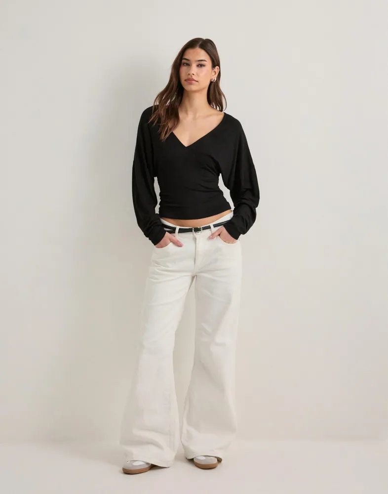 Nelly Soft Plunge LS Top t-shirts dam – bild 3