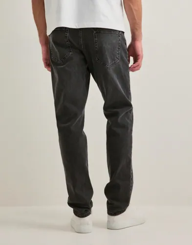 Only & Sons svarta tapered jeans
