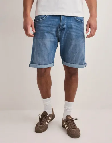 Blå