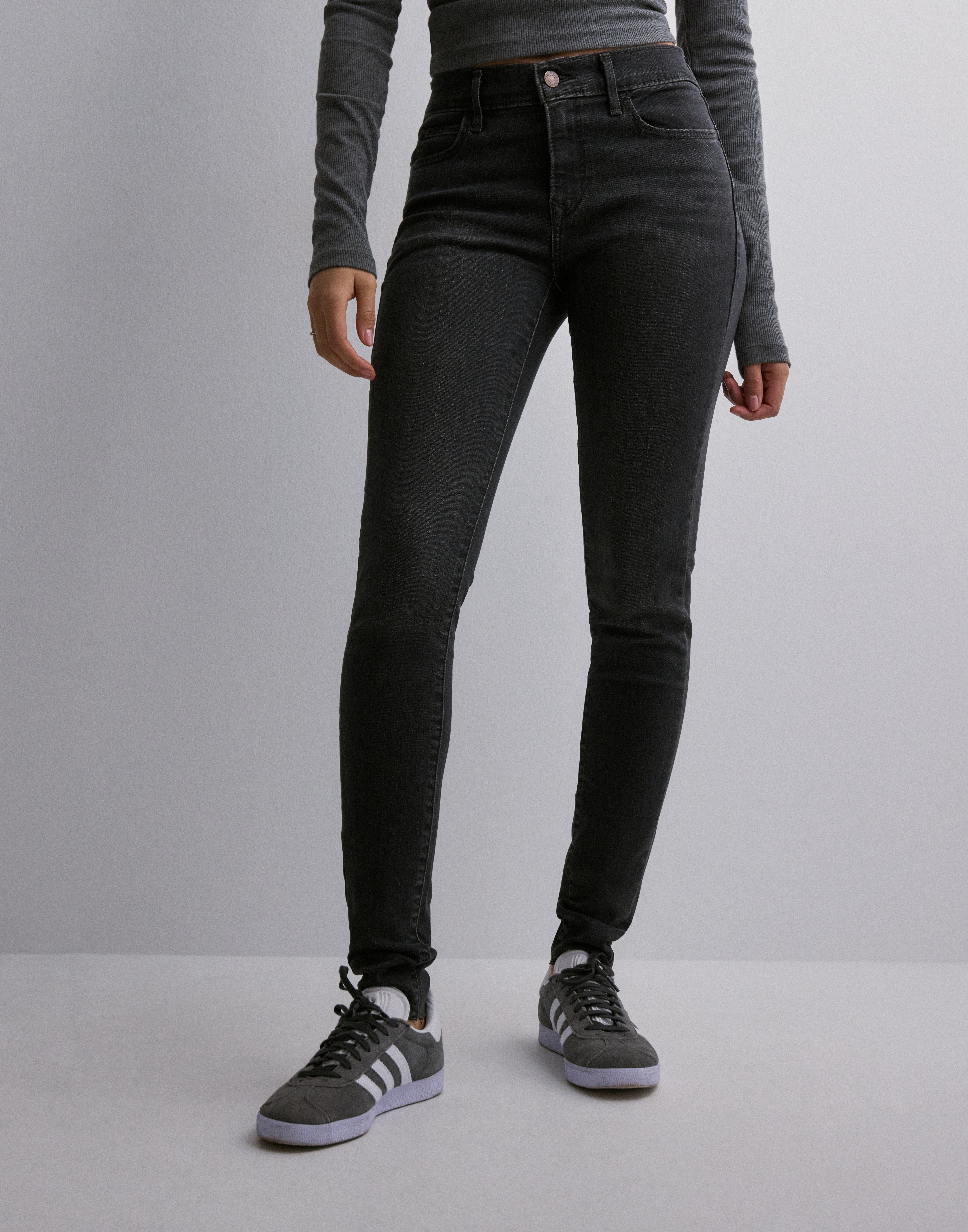 Levi's 710 super skinny black best sale