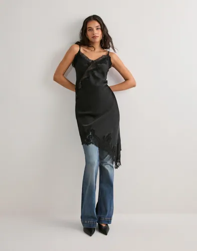 Neo Noir - Sort - Sorelle Lace Dress