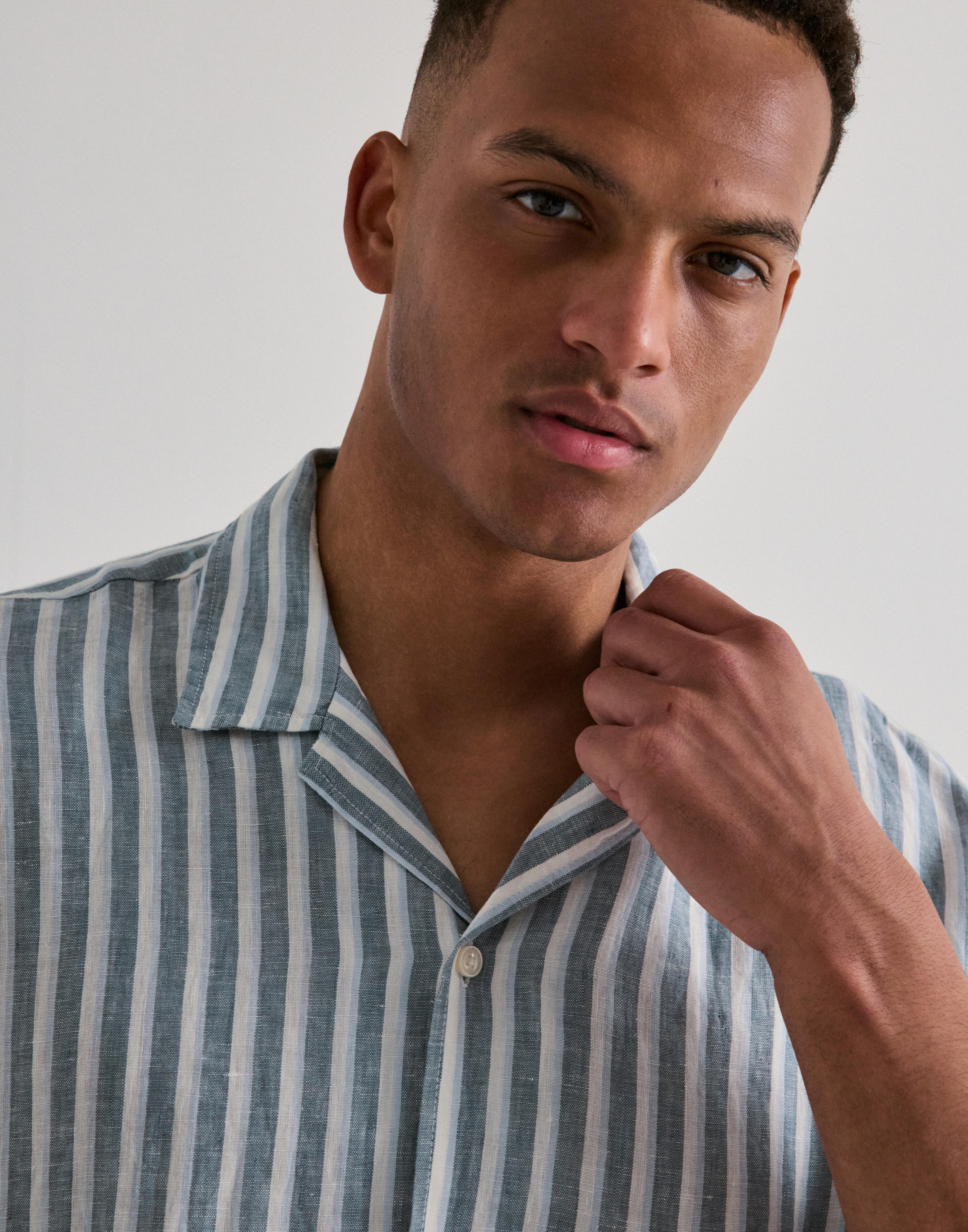 Buy Selected Men SLHRELAXKYLIAN MIX SS SHIRT RESORT - Blue Mirage