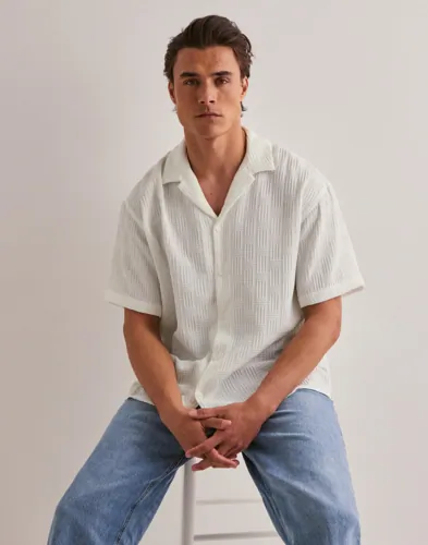JACK & JONES Jjematteo Resort Shirt Ss Sn Kortärmade skjortor herr – bild 3