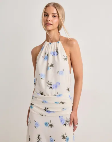 NEO NOIR Gabina Faded Flower Dress sommarklänningar dam – bild 3