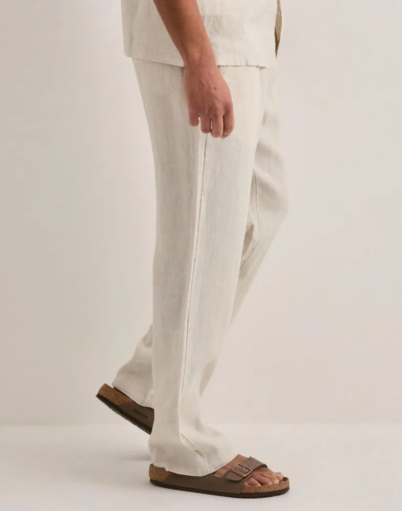 Que Sera Sera Louis Reg Linen Pants Linnebyxor herr – bild 3