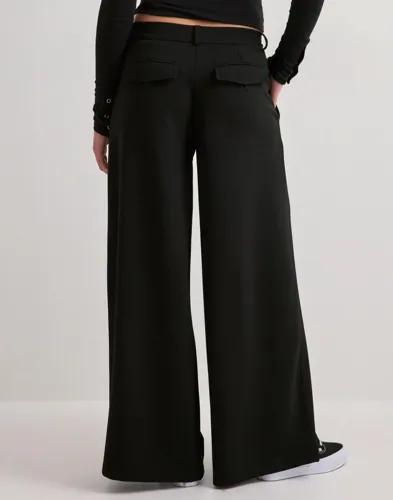 Nelly - Svart - Keep It Up Wide Leg Pants