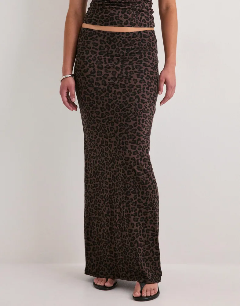 Perfect low waist printed skirt