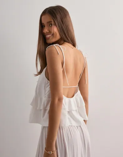 Nelly Volume Flounce Top toppar dam – bild 2