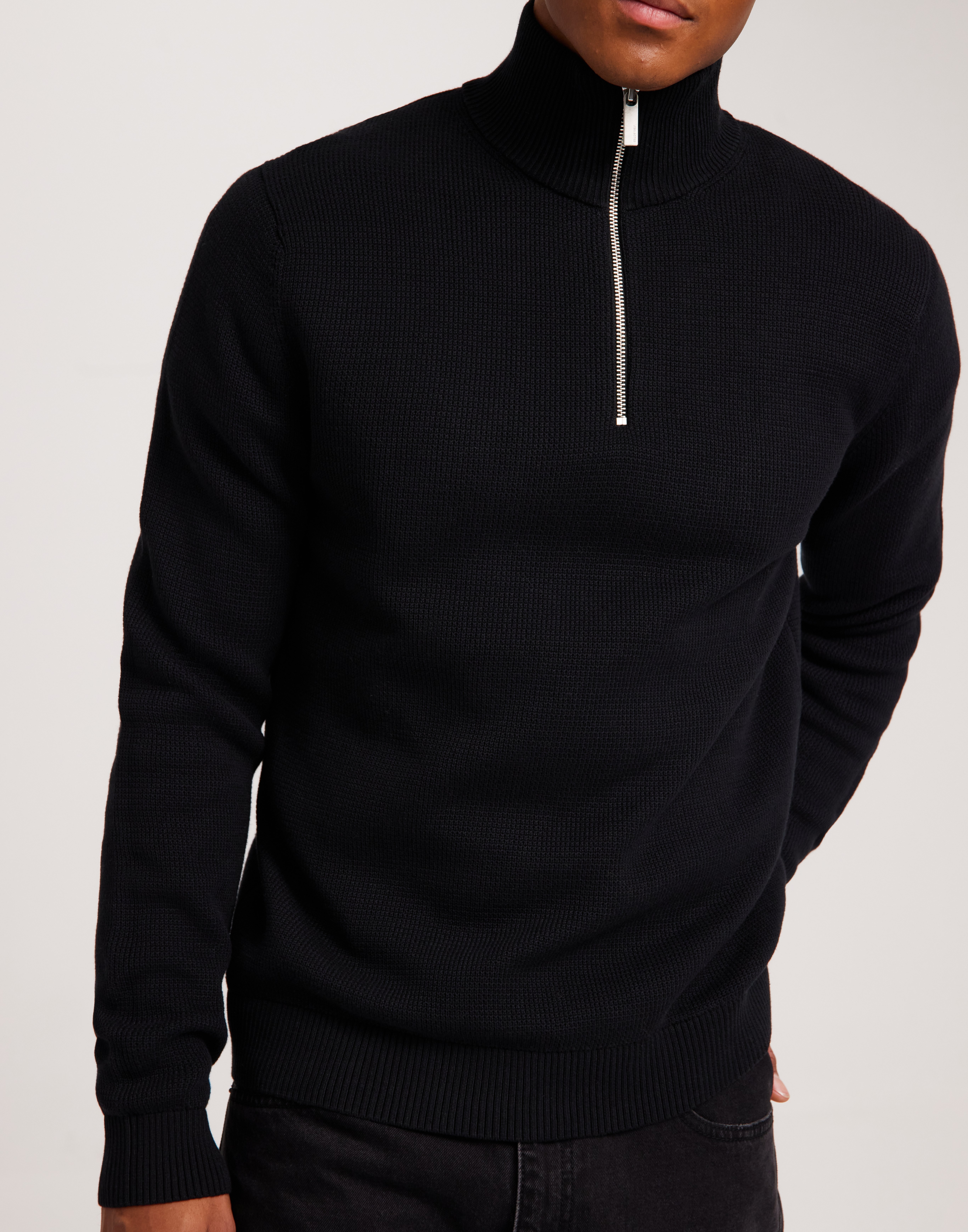 Kjøp Selected Men SLHDANE LS KNIT STRUCTURE HALF ZIP - Black | NLYMAN