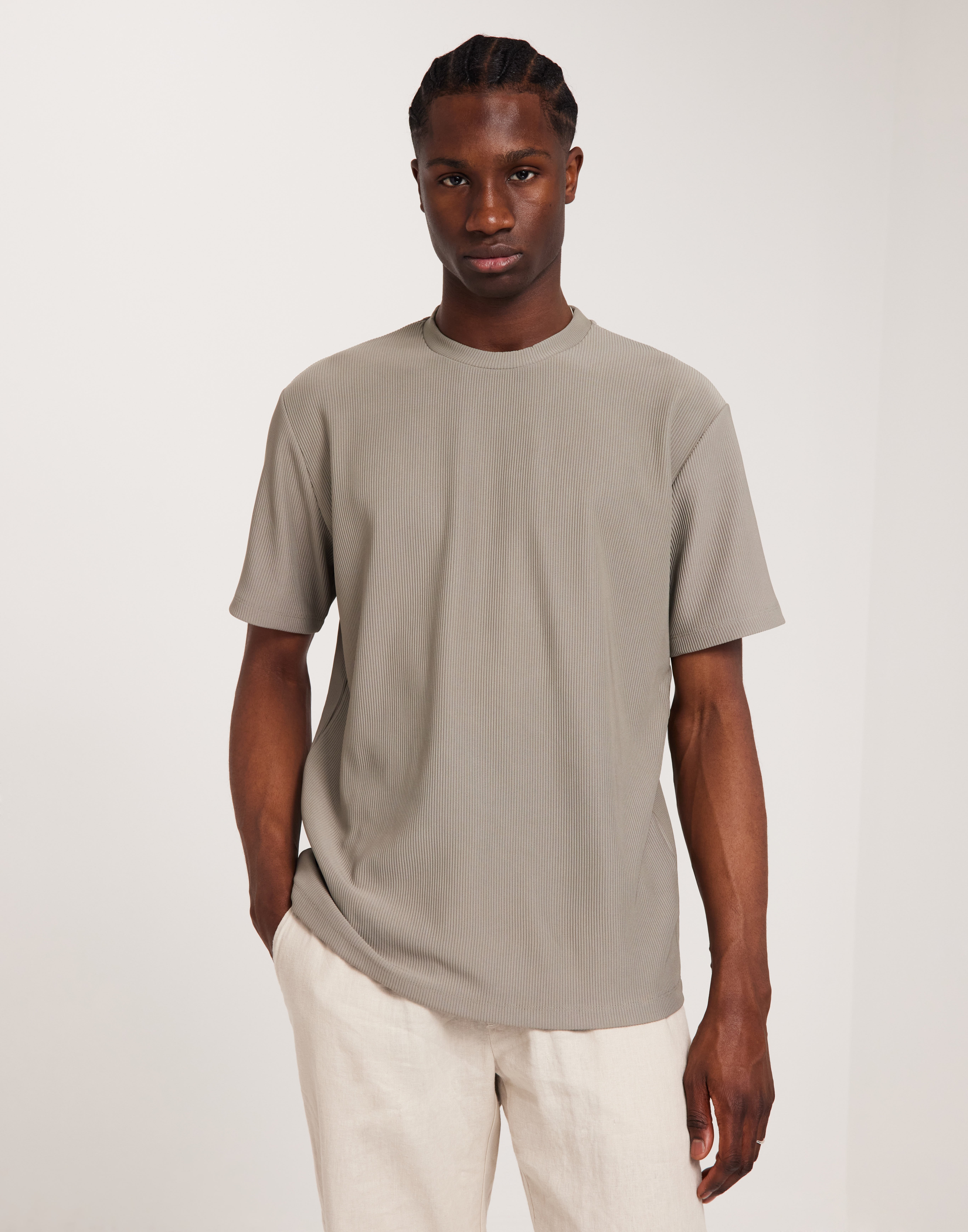 Selected Homme Slhrelax-Plisse Tee Ex T-Shirt & Singletter Beige