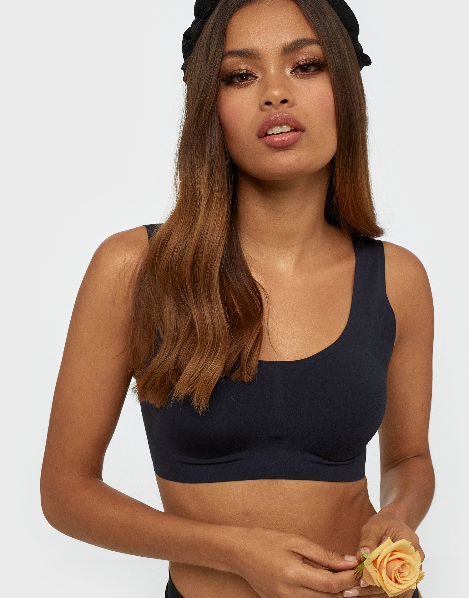 Osta Lindex Soft Top U Neck Bra Black Nelly osta-lindex-soft-top-u-neck-bra-black-nelly