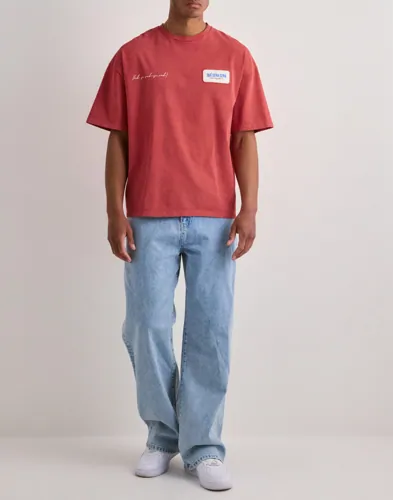 Que Sera Sera William Washed Tee Kortärmade t-shirts t-shirts - bas herr – bild 3