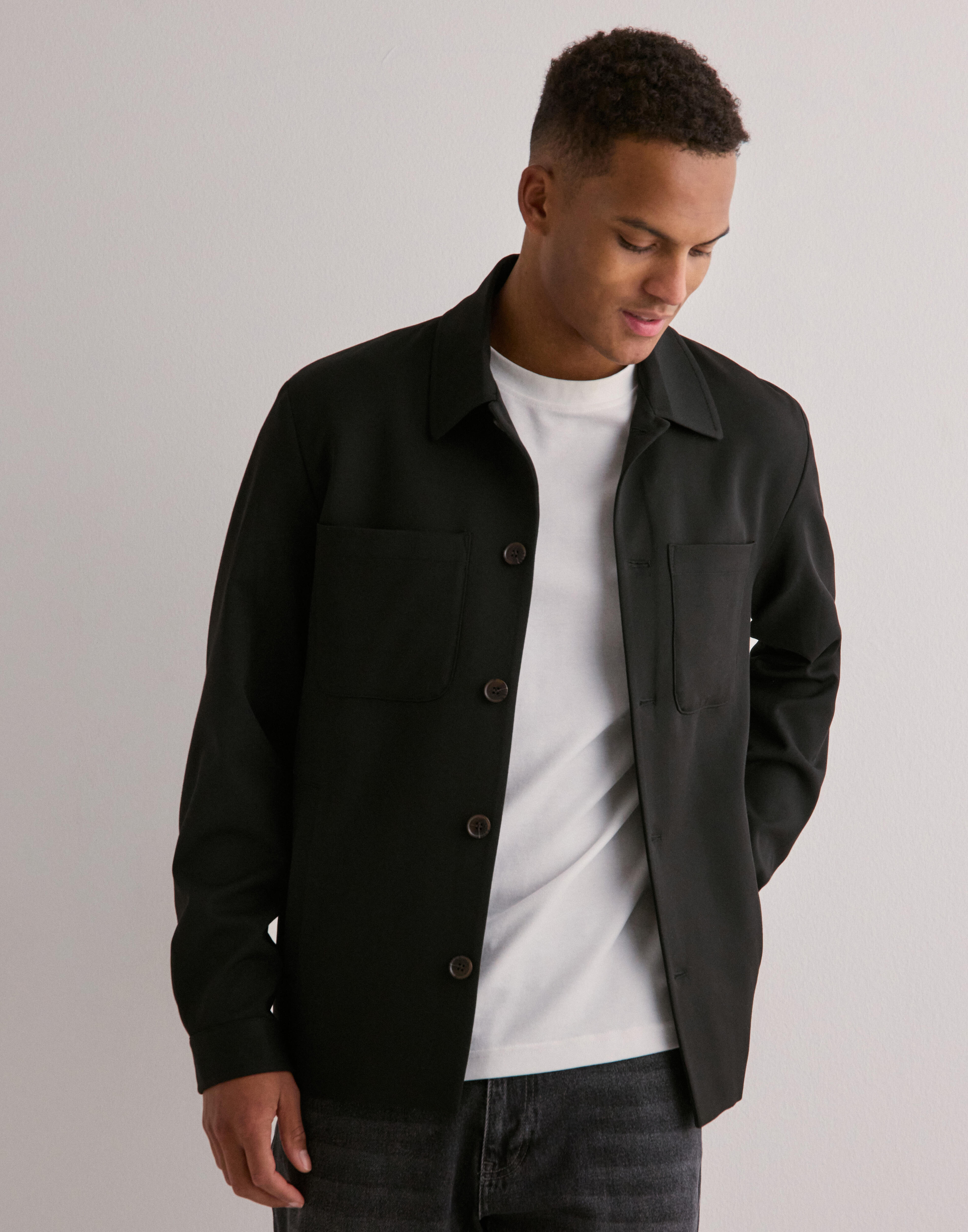Buy Les Deux Marseille Hybrid Jacket - Black | NLYMAN