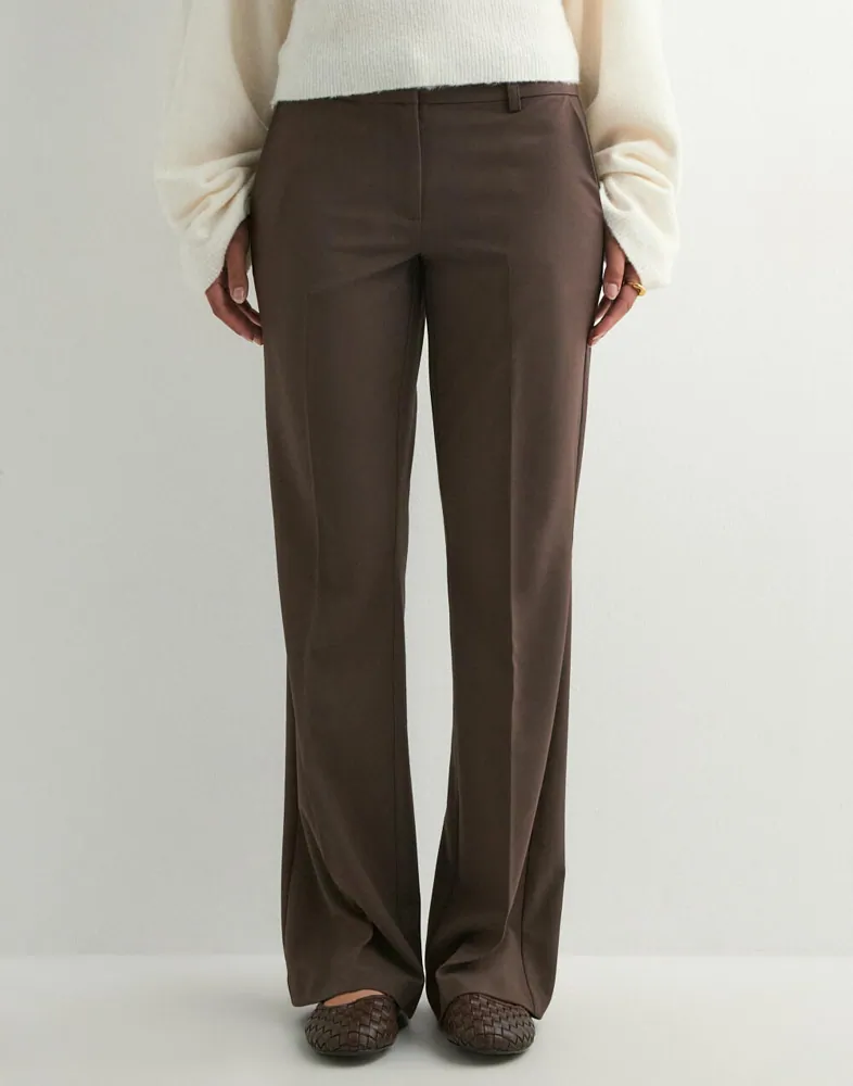 Buy Nelly Low Waist Flare Suit Pants - Brown | Nelly.com