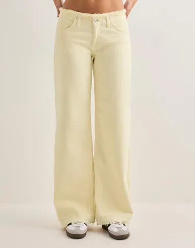Nelly - Gul - No Waist Loose Jeans