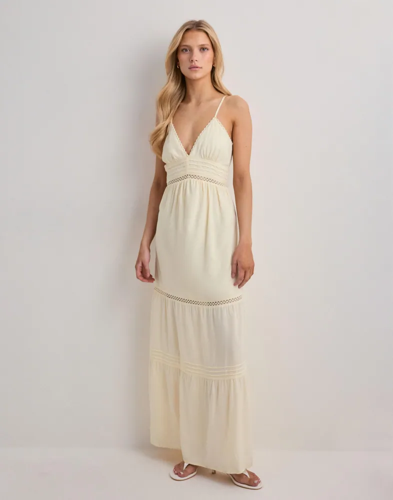 fitted lace wedding dress Maxi dress made of thin knit fabric with a cowl neck main image 1
