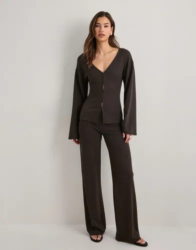 Luxury Waist Focus Cardigan 2