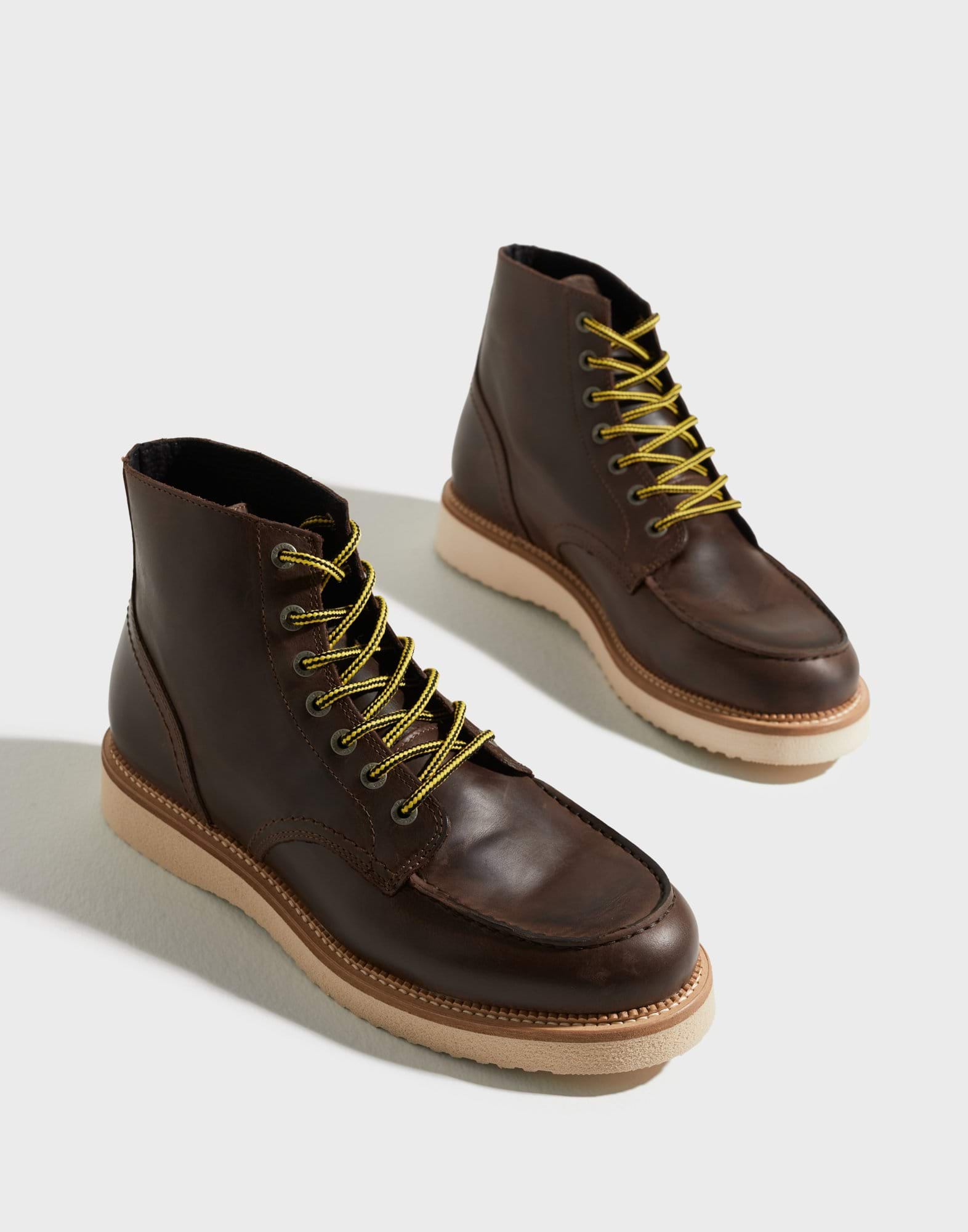 SLHTEO NEW LEATHER MOC-TOE BOOT B N