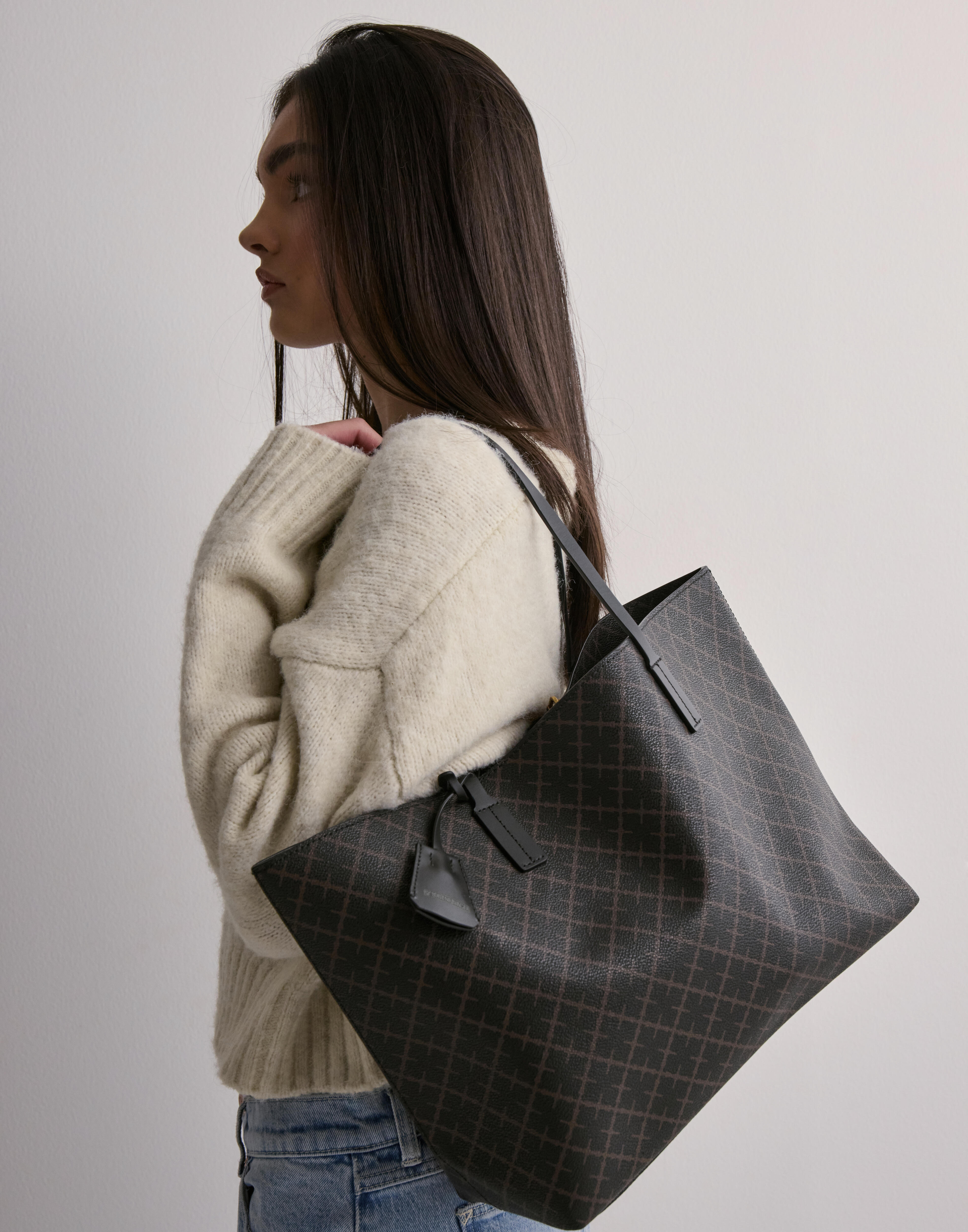 Buy By Malene Birger ABIGAIL - Dark Chocolate | Nelly.com